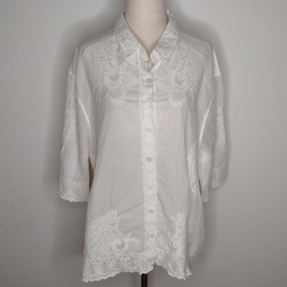 NWT Spiaggie Dolce Women's White Button Down Blouse Size Small